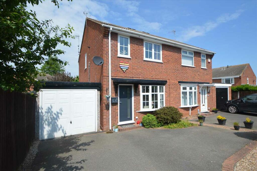 3 bedroom semidetached house for sale in Manns Leys, Cotgrave