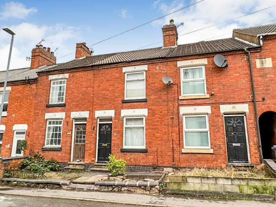 2 bedroom terraced house for sale in Shilton Road, Barwell, Leicester, LE9