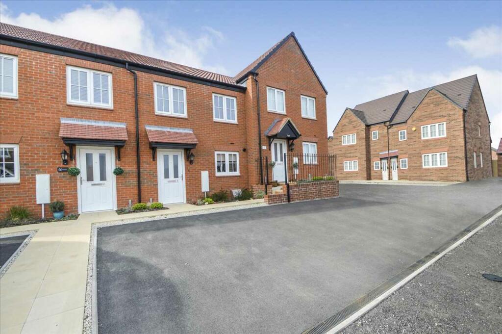 2 bedroom terraced house for rent in Aster Grove, Edwalton, Nottingham