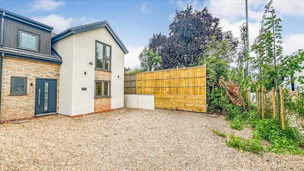 Main image of property: Grantham Road, Radcliffe On Trent, Nottingham