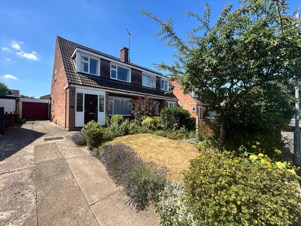 Main image of property: Fairway, Nottingham