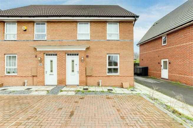 Main image of property: Gum Tree Close, Edwalton, Nottingham