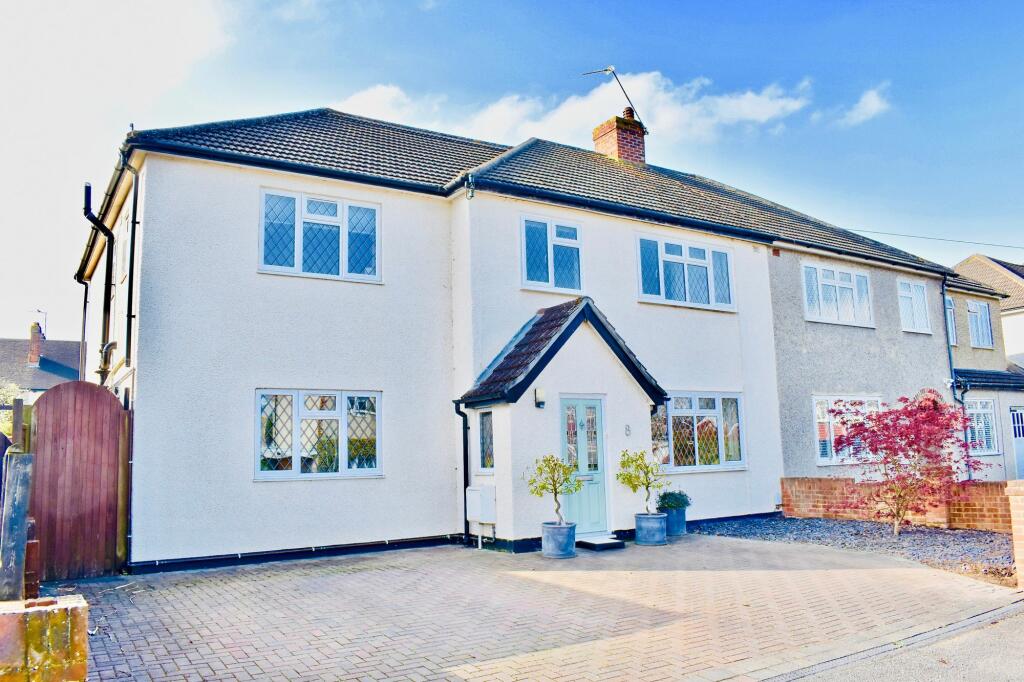 4 bedroom semidetached house for sale in Newton Wood Road, Ashtead, KT21