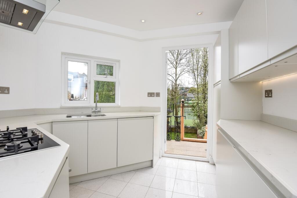 Main image of property: Gartmoor Gardens, London, SW19