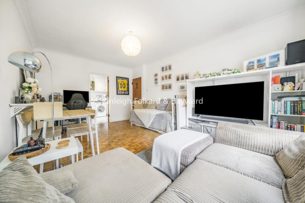Main image of property: Granville Road, London, SW18
