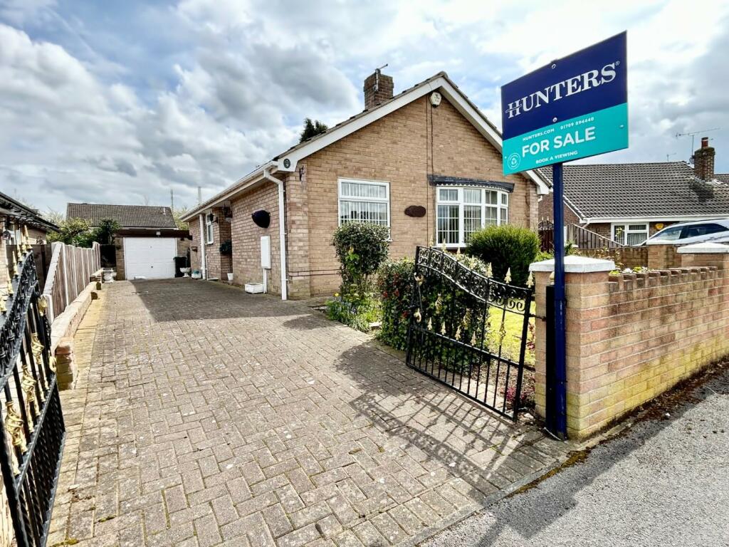 4 bedroom detached bungalow for sale in Pinewood Close, Great Houghton