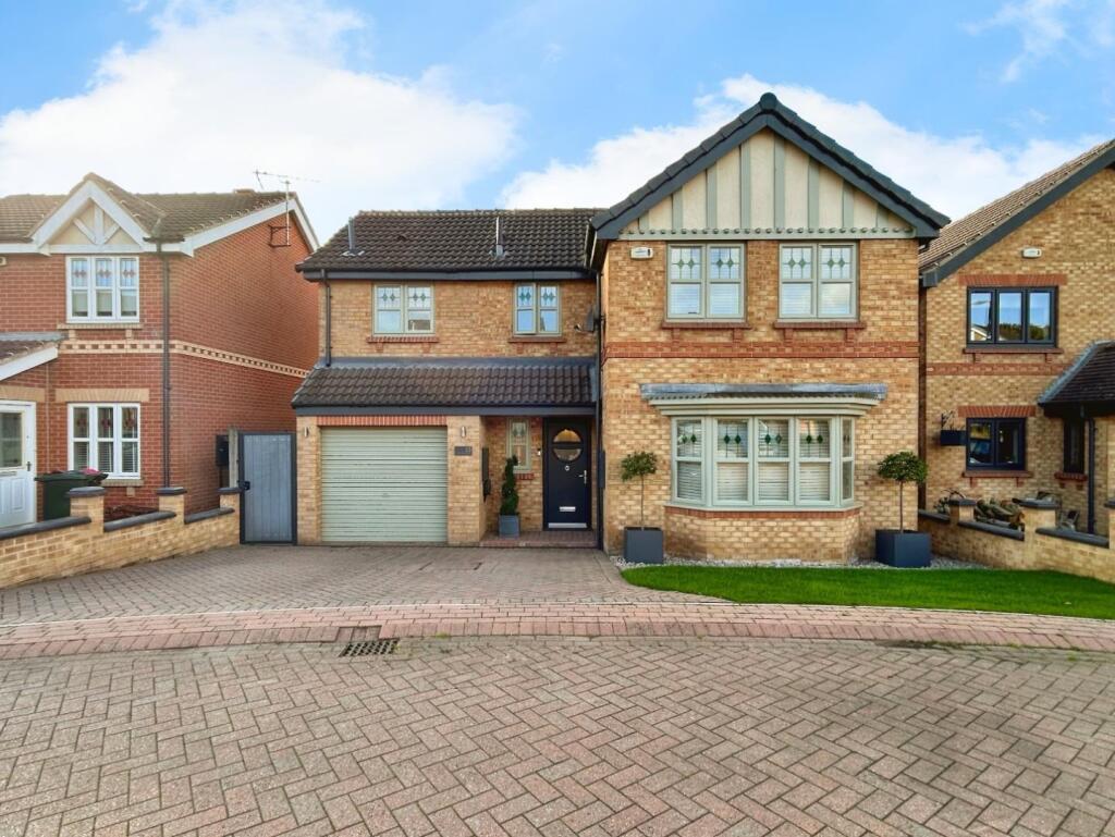 Main image of property: Hollingswood Way, Sunnyside, Rotherham S66 3ZN
