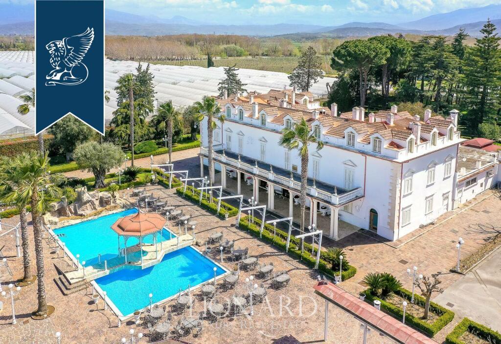 21 bedroom hotel for sale in Campania, Salerno, Eboli, Italy