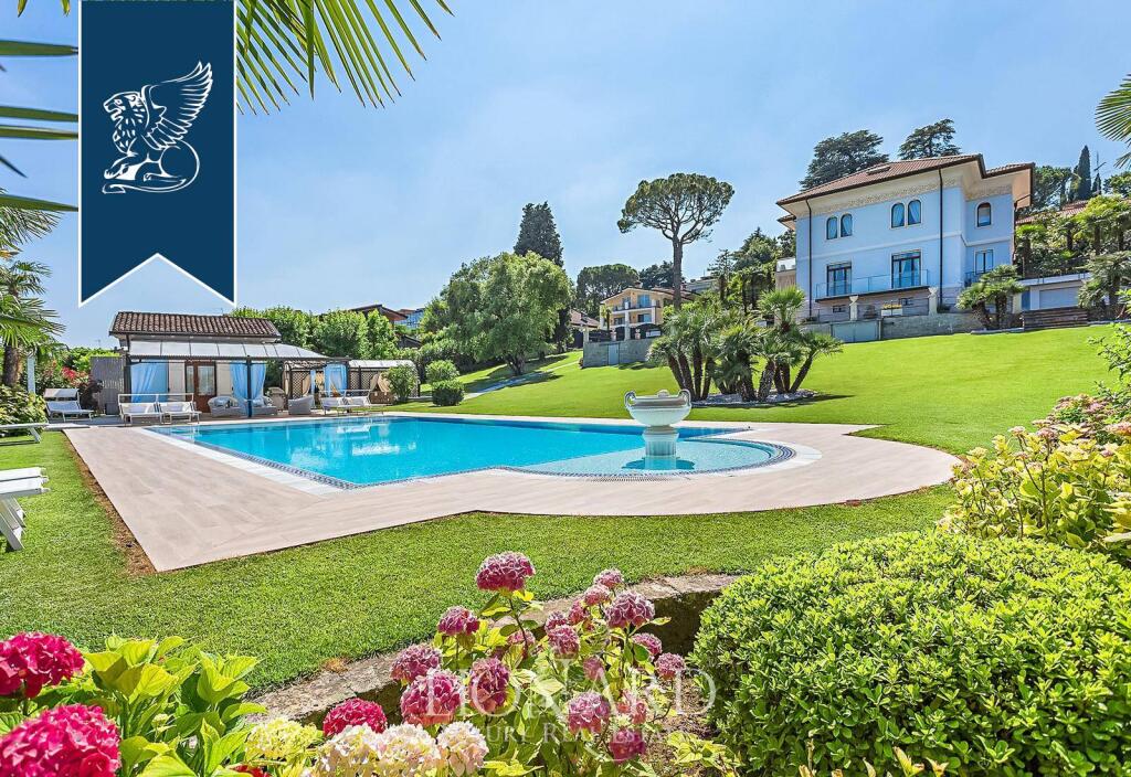 Main image of property: Lombardy, Brescia, Desenzano del Garda
