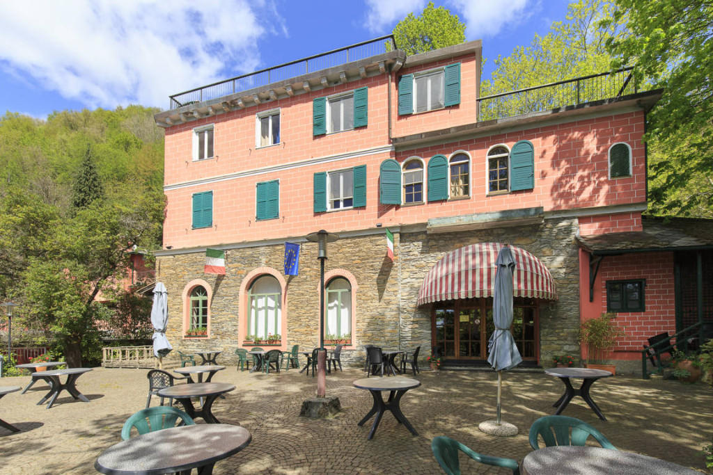 10 bedroom villa for sale in Genoa, Genoa, Liguria, Italy