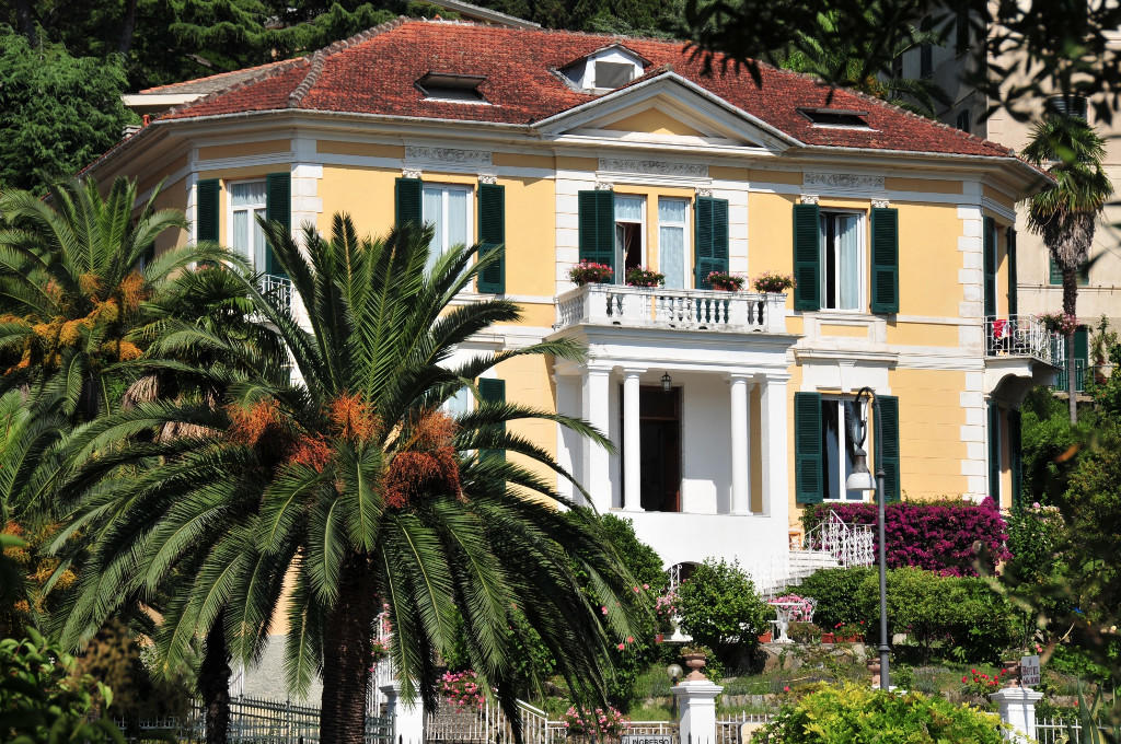16 bedroom villa for sale in Rapallo, Genoa, Liguria, Italy