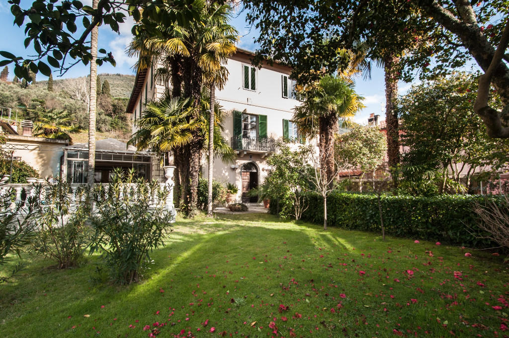 5 bedroom villa for sale in Lucca, Lucca, Tuscany, Italy 5 bedroom villa for sale in Lucca, Lucca, Tuscany, Italy