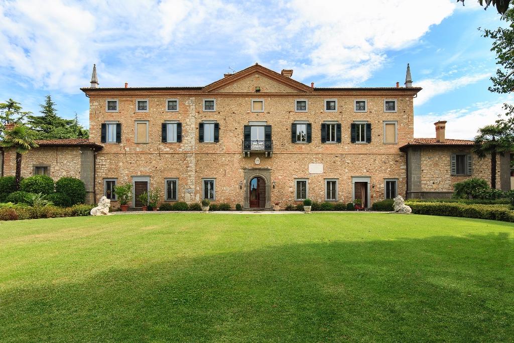 15 bedroom villa for sale in Iseo, Brescia, Lombardy, Italy