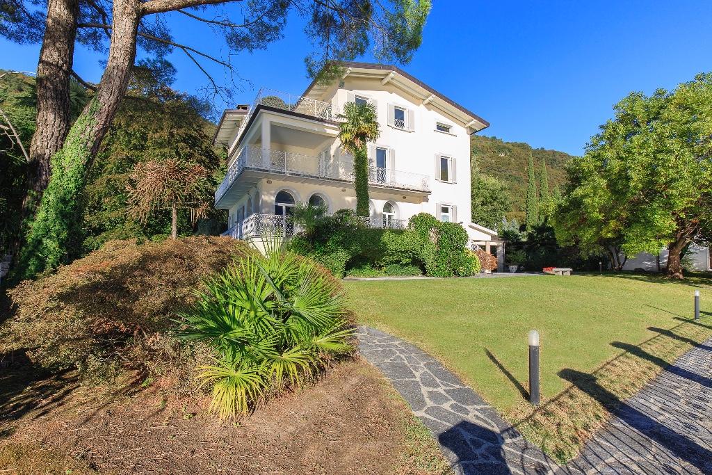 8 bedroom villa for sale in Lake Como (Lago di Como), Como, Lombardy, Italy