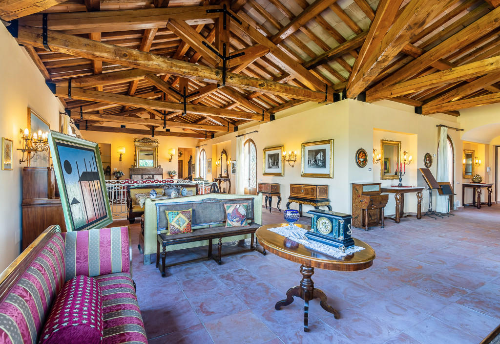 11 bedroom villa for sale in Caserta, Caserta, Campania, Italy