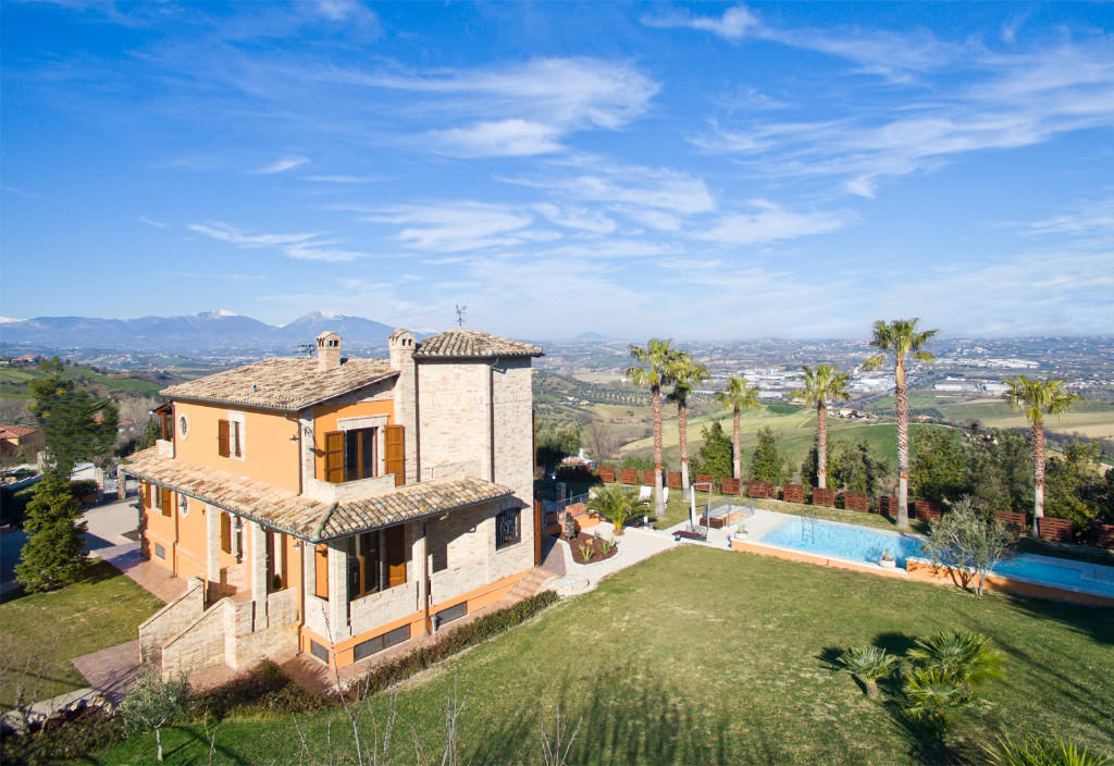 3 bedroom villa for sale in Teramo, Teramo, Abruzzo, Italy