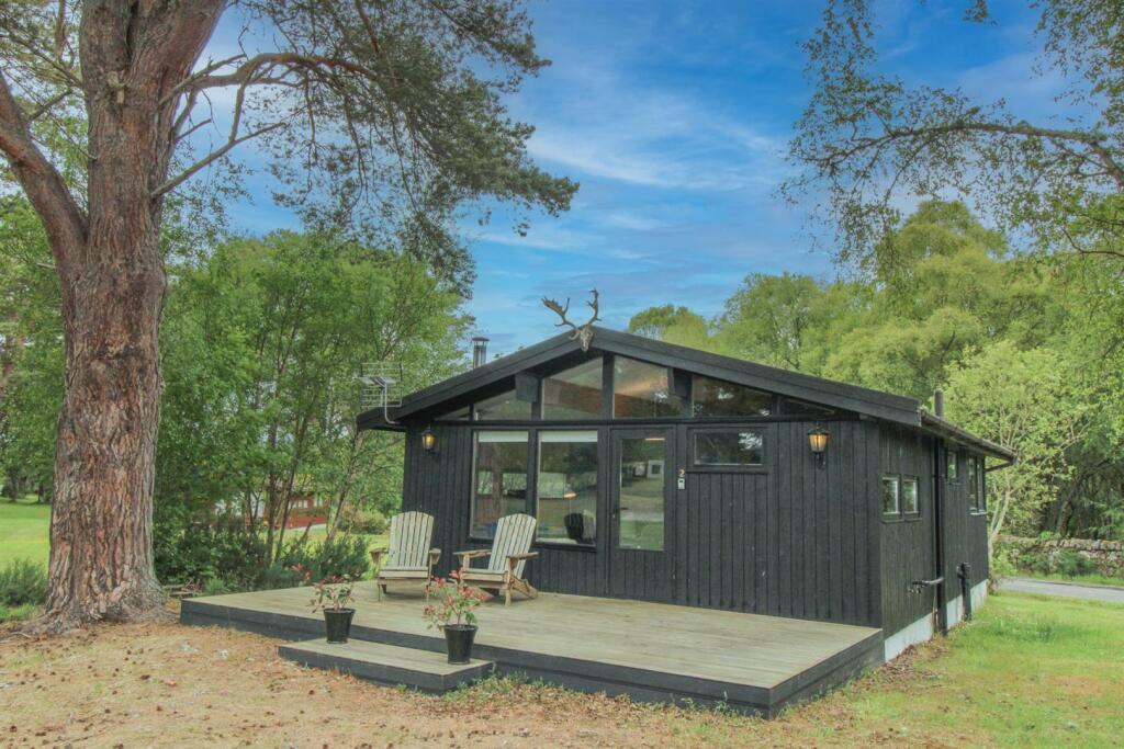 Main image of property: 2 Heatherwood Park, Dornoch