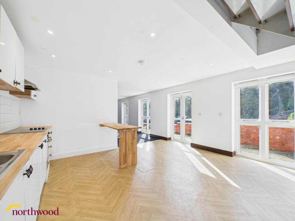 Main image of property: Hightown Road, Banbury, OX16