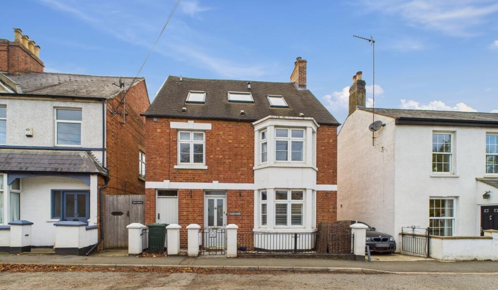 Main image of property: Barford Road, Bloxham, OX15