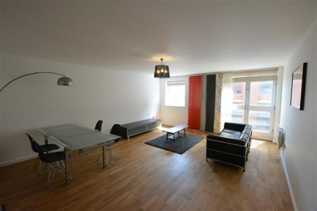 2 bedroom apartment for rent in Lexington Place, Plumptre Street, Lace Market, NG1