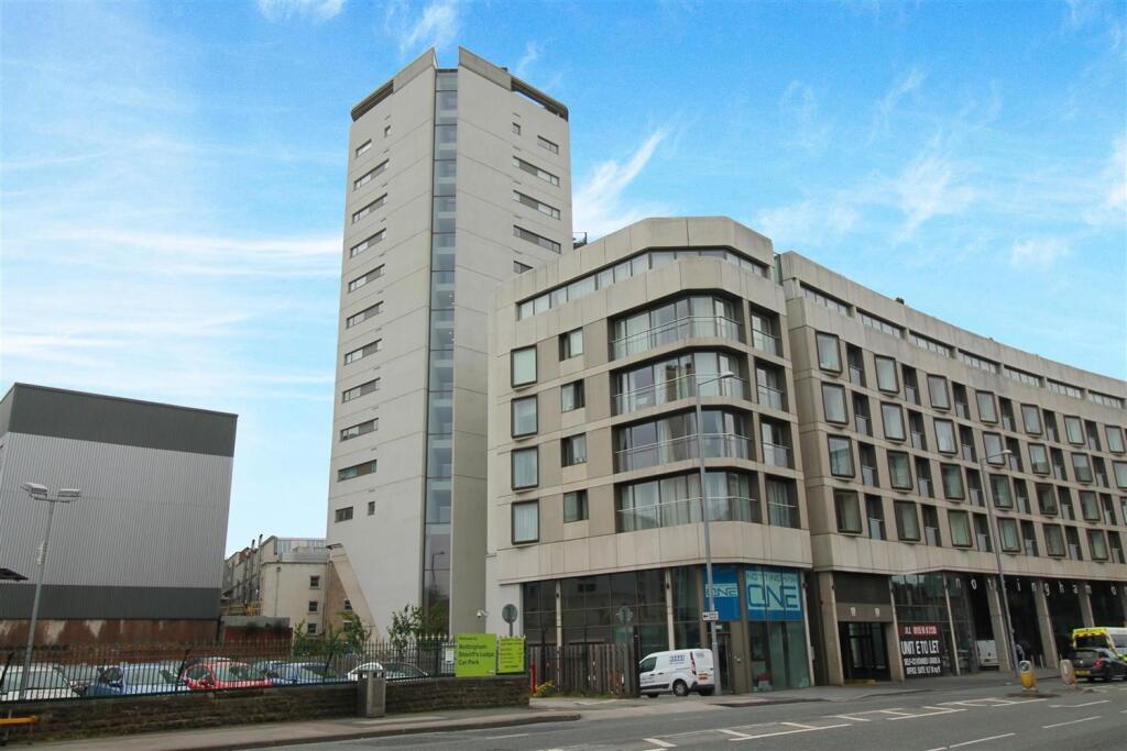 Main image of property: Nottingham One Towner, Canal Street, NG1