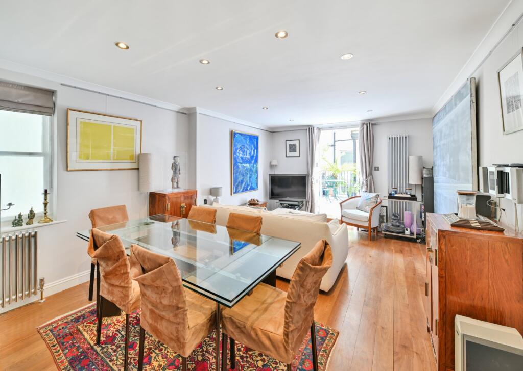 Main image of property: Queen's Gate, London