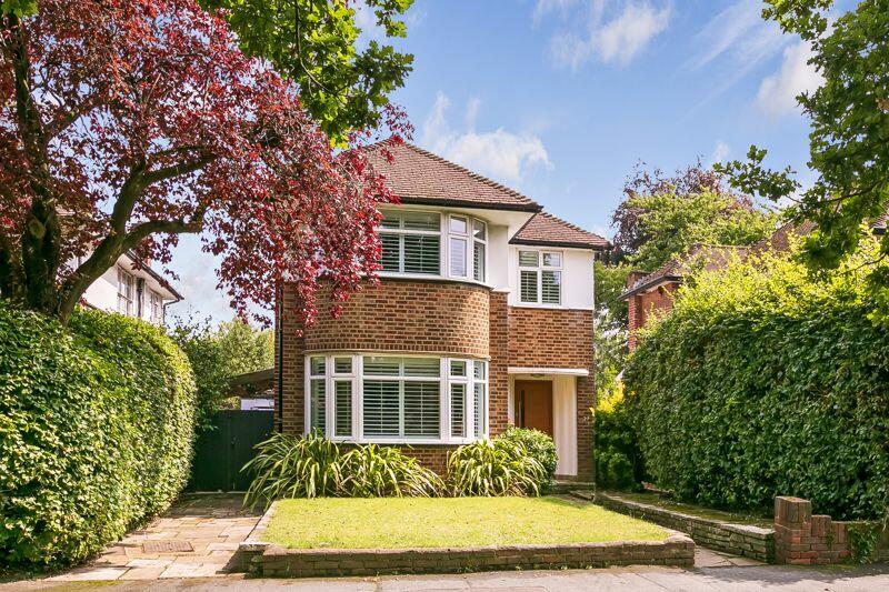 Main image of property: Ennismore Gardens, Thames Ditton