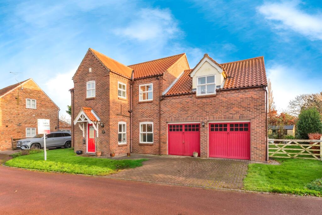 Main image of property: Hen & Chicken Yard, Barnby, Newark