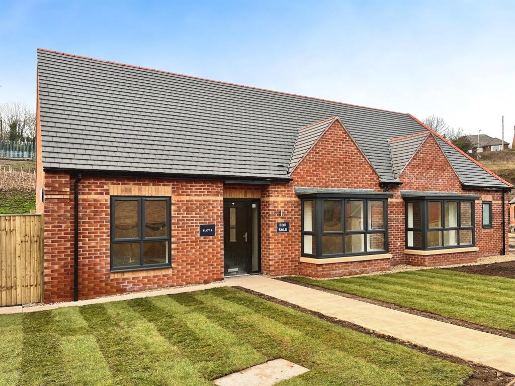 Main image of property: Valley Lane, Mansfield