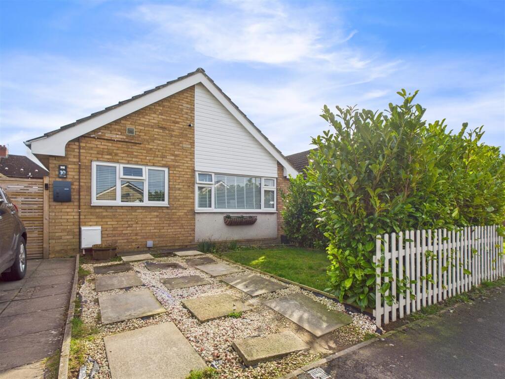 Main image of property: 10 Westerdale, Pickering, North Yorkshire YO18 8DS