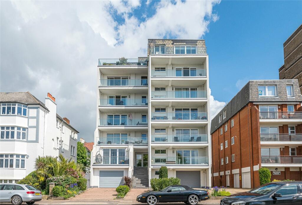 2 bedroom apartment for sale in Westcliff Parade, WestcliffonSea