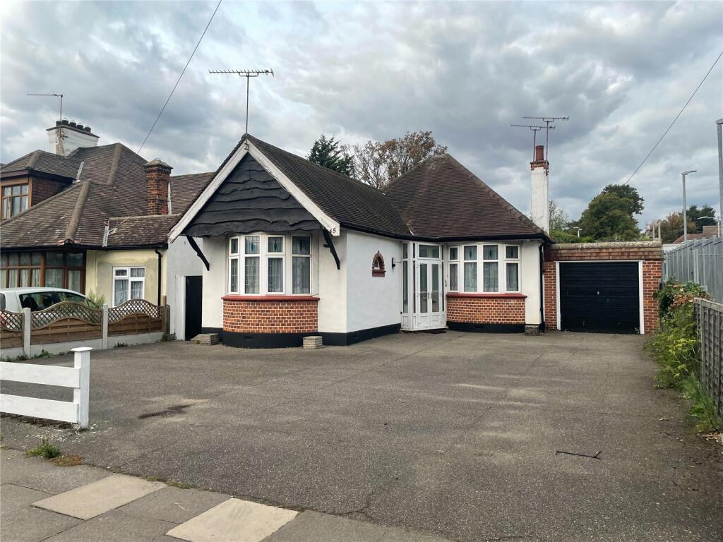 Main image of property: Acacia Drive, Southend-on-Sea, Essex, SS1