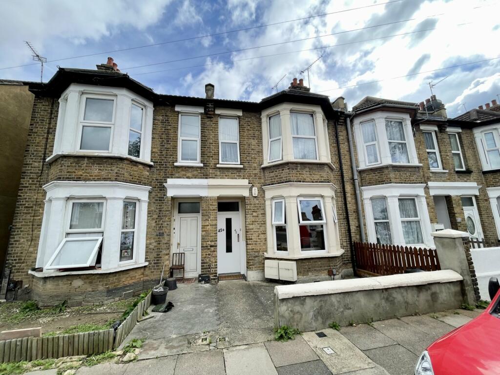 2 bedroom apartment for sale in Oban Road, Southchurch Village