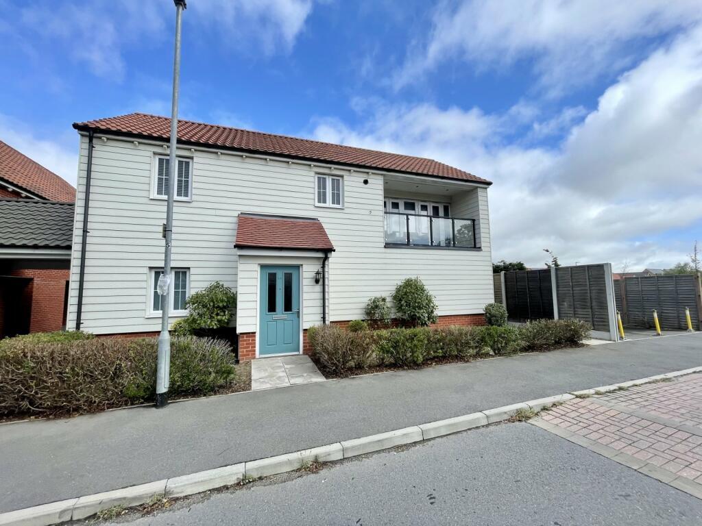1 bedroom apartment for sale in Sandy Crescent, Great Wakering