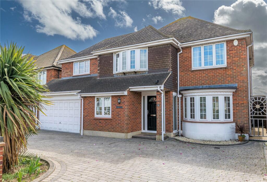 4 bedroom detached house for sale in Lodwick, Shoeburyness, Essex, SS3