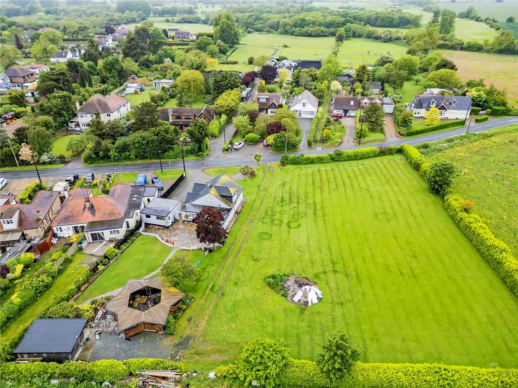 4 bedroom bungalow for sale in Barling Road, Thorpe Bay Border, Essex, SS3