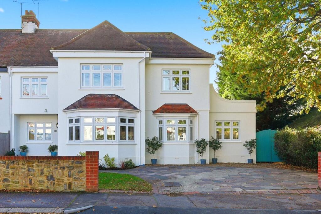 Main image of property: Fermoy Road, Thorpe Bay, Essex, SS1