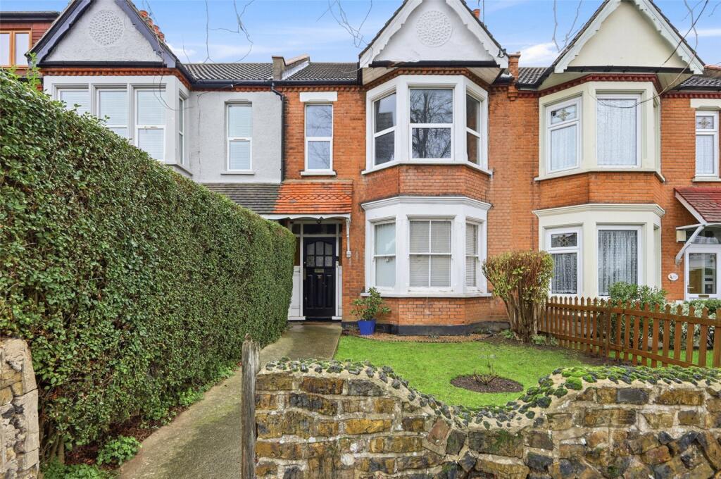 Main image of property: Bellevue Road, Southend On Sea, Essex, SS2