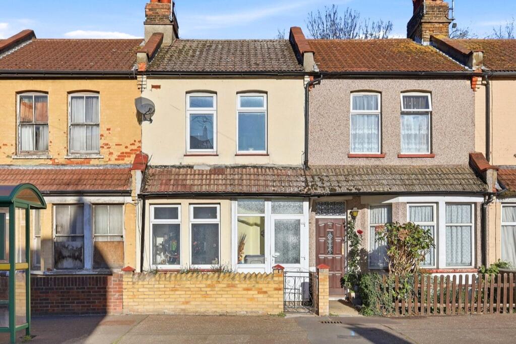 Main image of property: Fairfax Drive, Westcliff-on-Sea, Essex, SS0