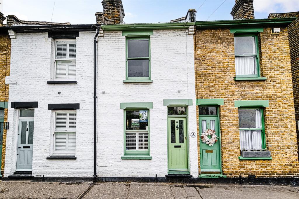 Main image of property: High Street, Leigh-on-Sea, Essex, SS9