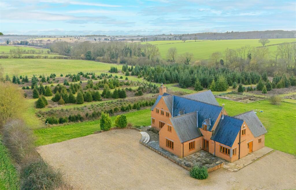 Main image of property: Christmas Farm, Glebe Road, Mears Ashby