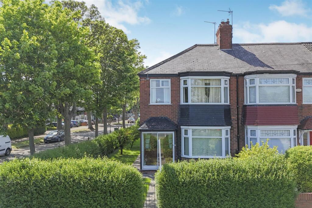 Main image of property: First Lane, Hessle