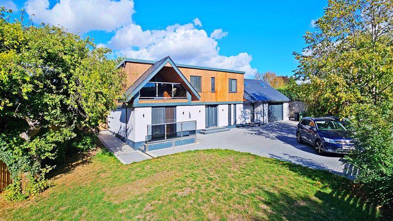 Main image of property: Venns Lane, Hereford, HR1 1DT