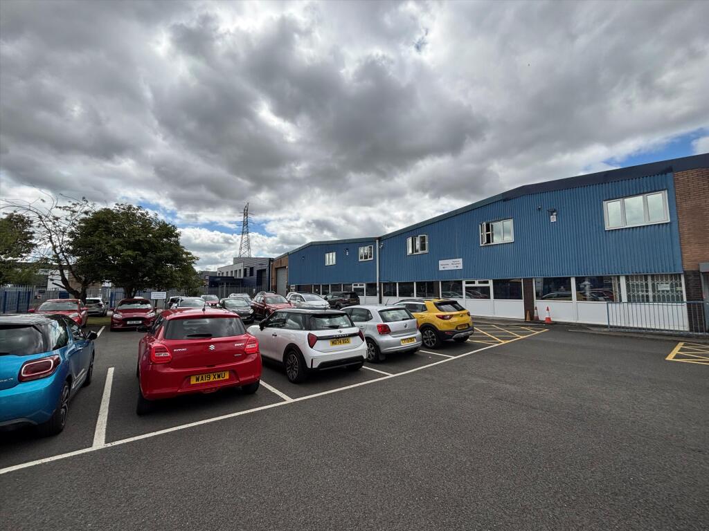Main image of property: 7a &7b, Lyon Industrial Estate, Atlantic Street, Altrincham, WA14 5EQ