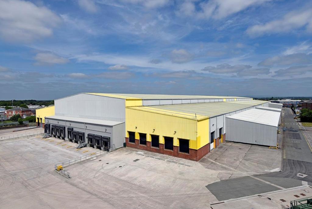 Distribution warehouse to lease in Warrington 379, Dallam Lane