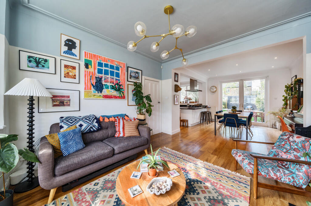 Main image of property: Summerlee Avenue, London, N2