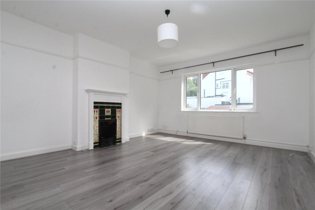 Main image of property: Grove Avenue, Muswell Hill, London, N10