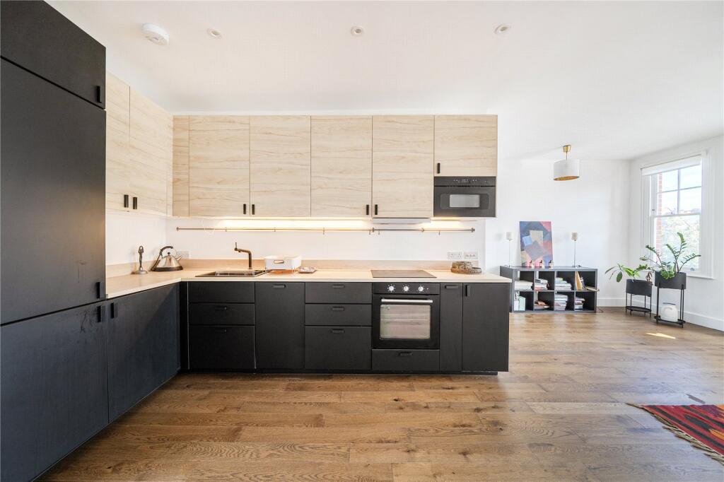 Main image of property: Grasmere Road, London, N10