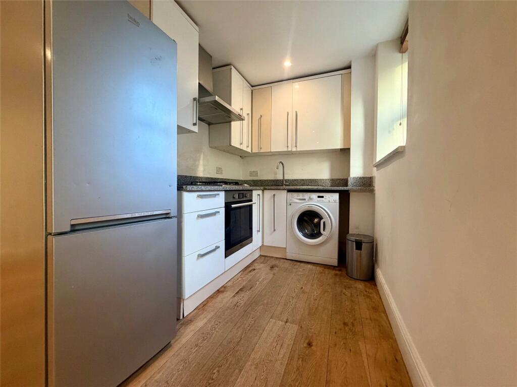 Main image of property: High Street, London, N8