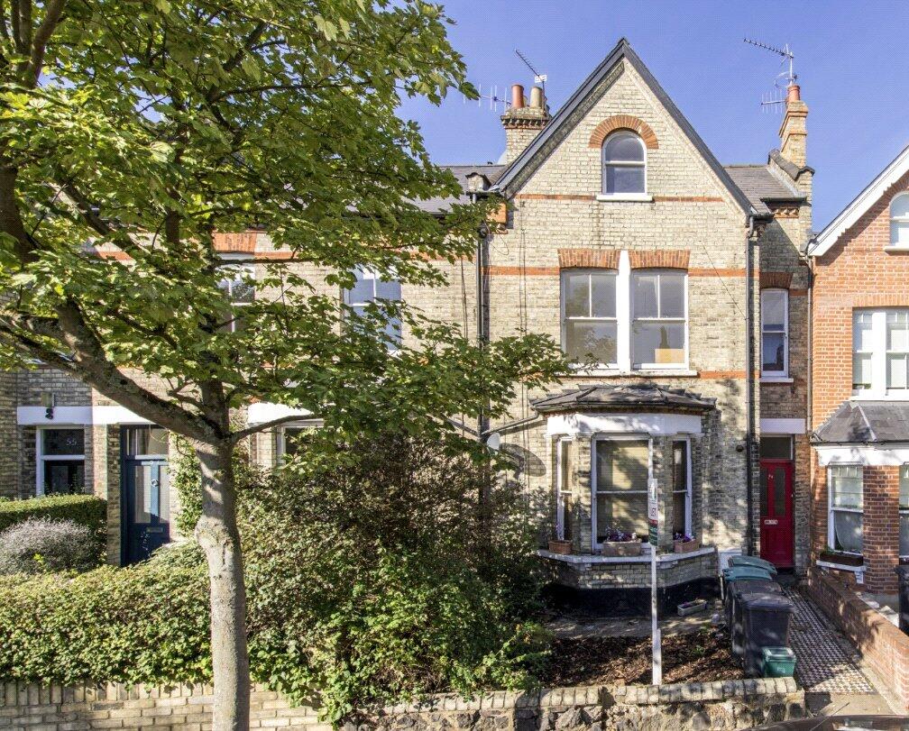 Main image of property: Muswell Avenue, London, N10